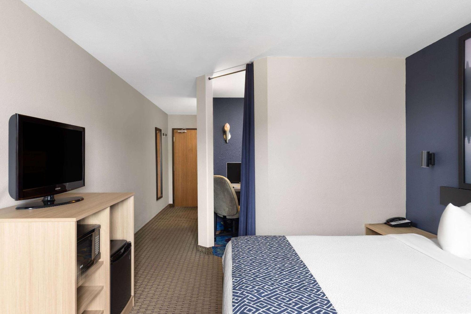 Super 8 By Wyndham St-Jerome Hotel Saint-Jerome Exterior foto
