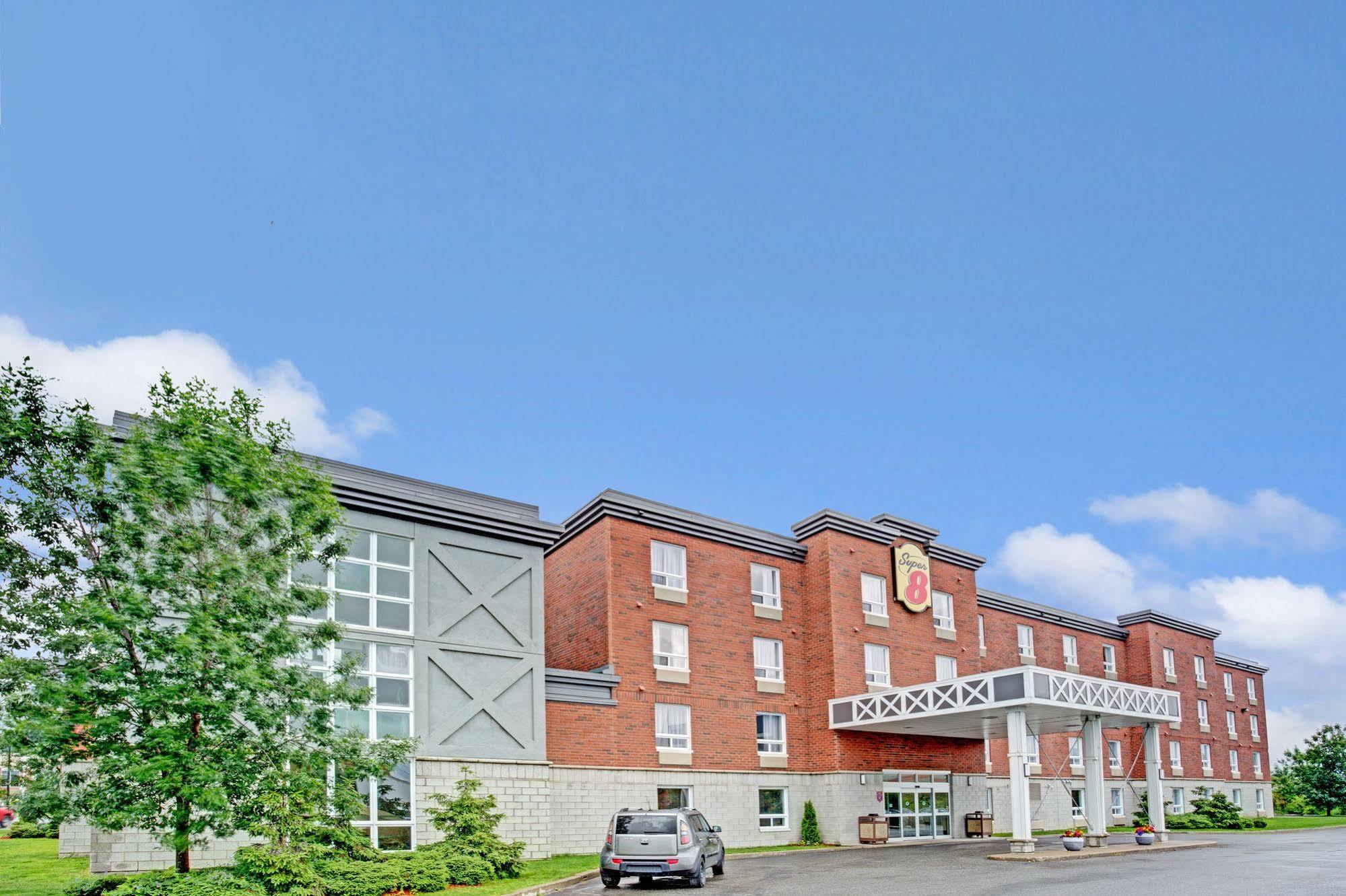 Super 8 By Wyndham St-Jerome Hotel Saint-Jerome Exterior foto